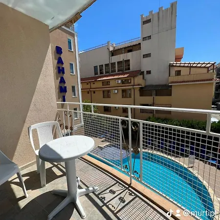 Hotel Bahami